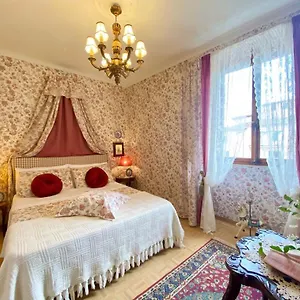Bed & Breakfast Romantica Con Giardino In Dimora Storica - Palazzo Robicci, Castiglion Fiorentino